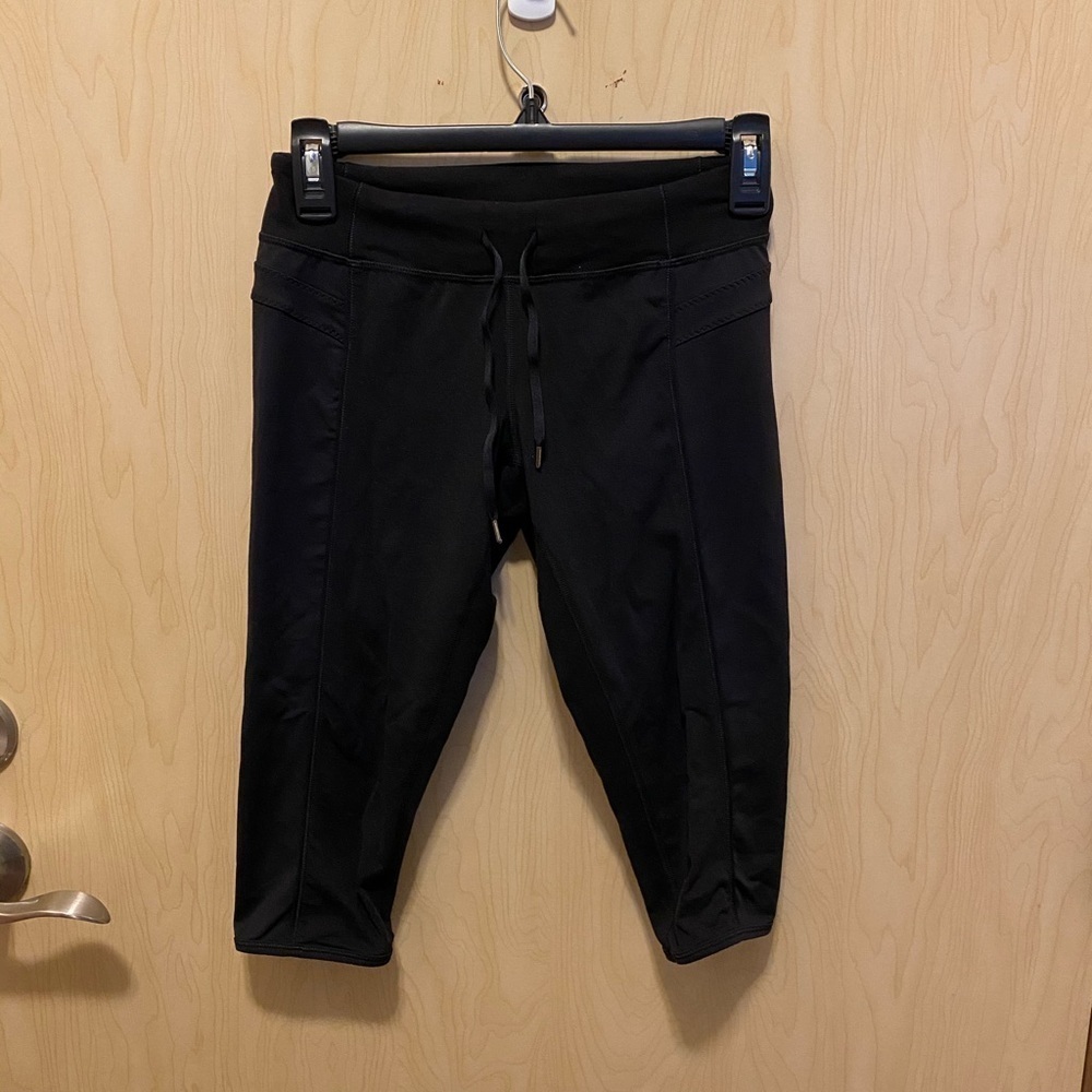 Lululemon capris